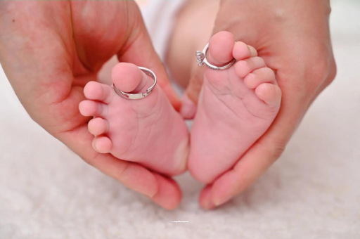 阜阳宝宝发烧手心比额头烫